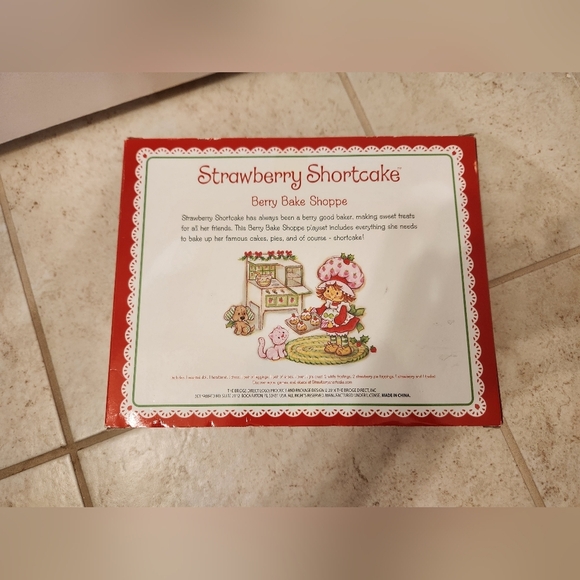 Strawberry Shortcake Berry Bake Shoppe Kitchen #CC - Picture 3 of 3